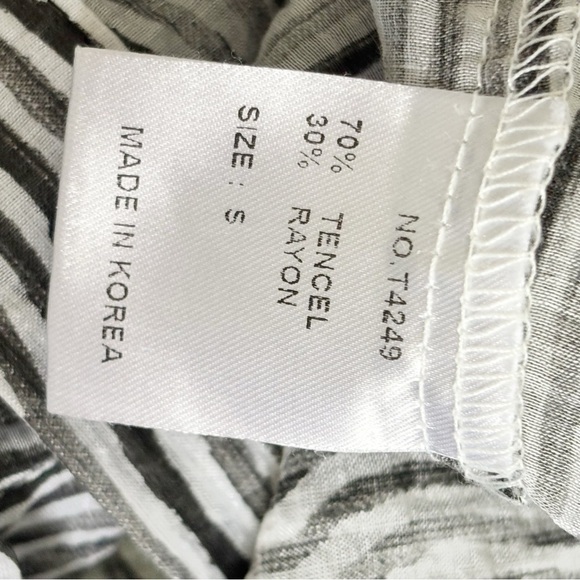 TERRA SJ APPAREL Women’s Black White Blouse Button Up Wired Collar Lagenlook S - Picture 11 of 12